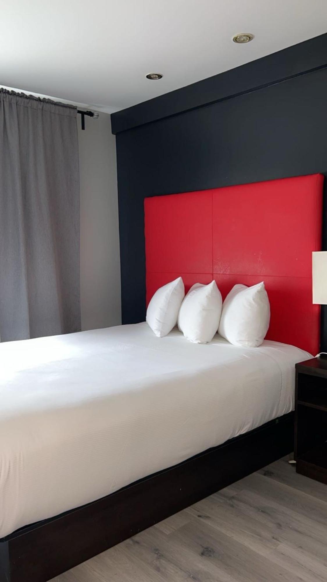 Newstar Hotel 3*