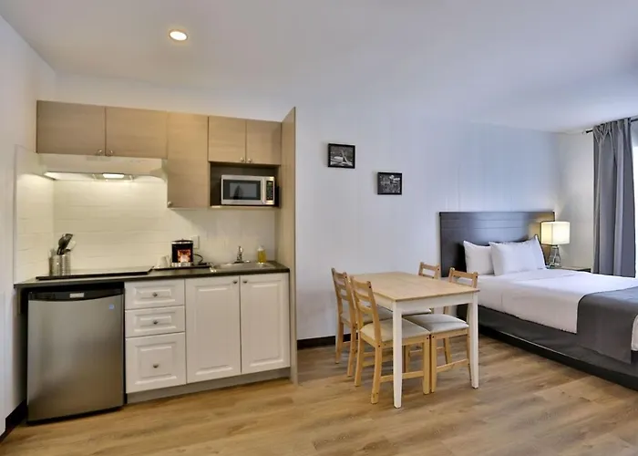 Hotel Newstar Montreal